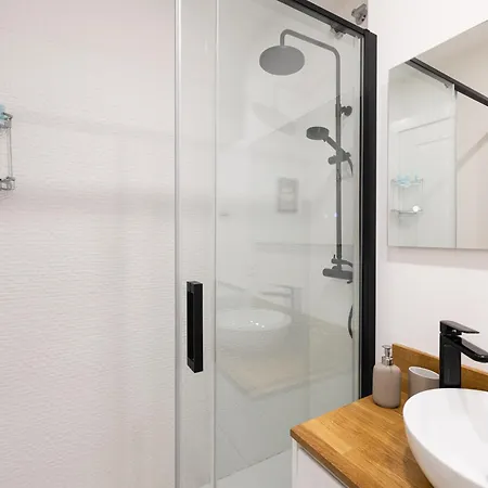 Stylish & Modern